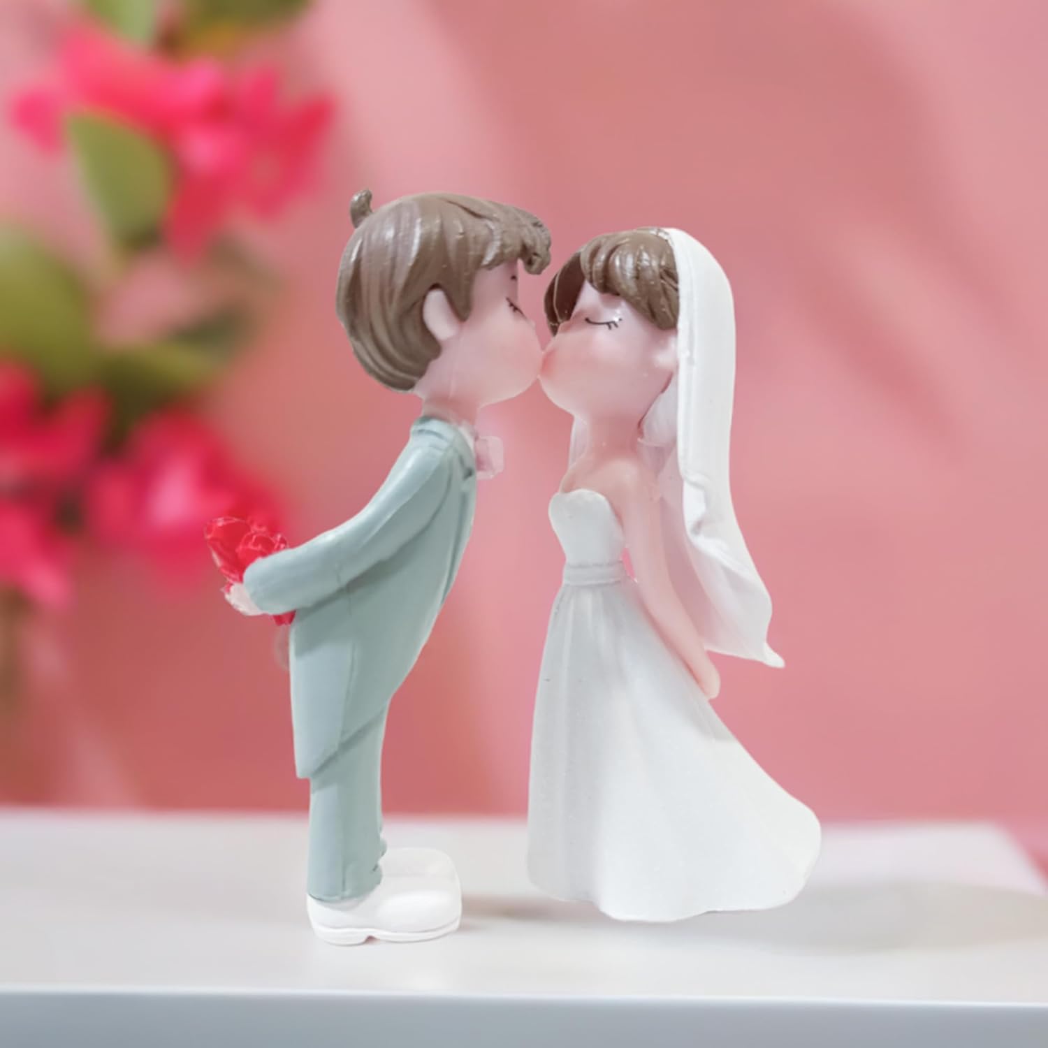 White wedding couple Miniature for Valentine's