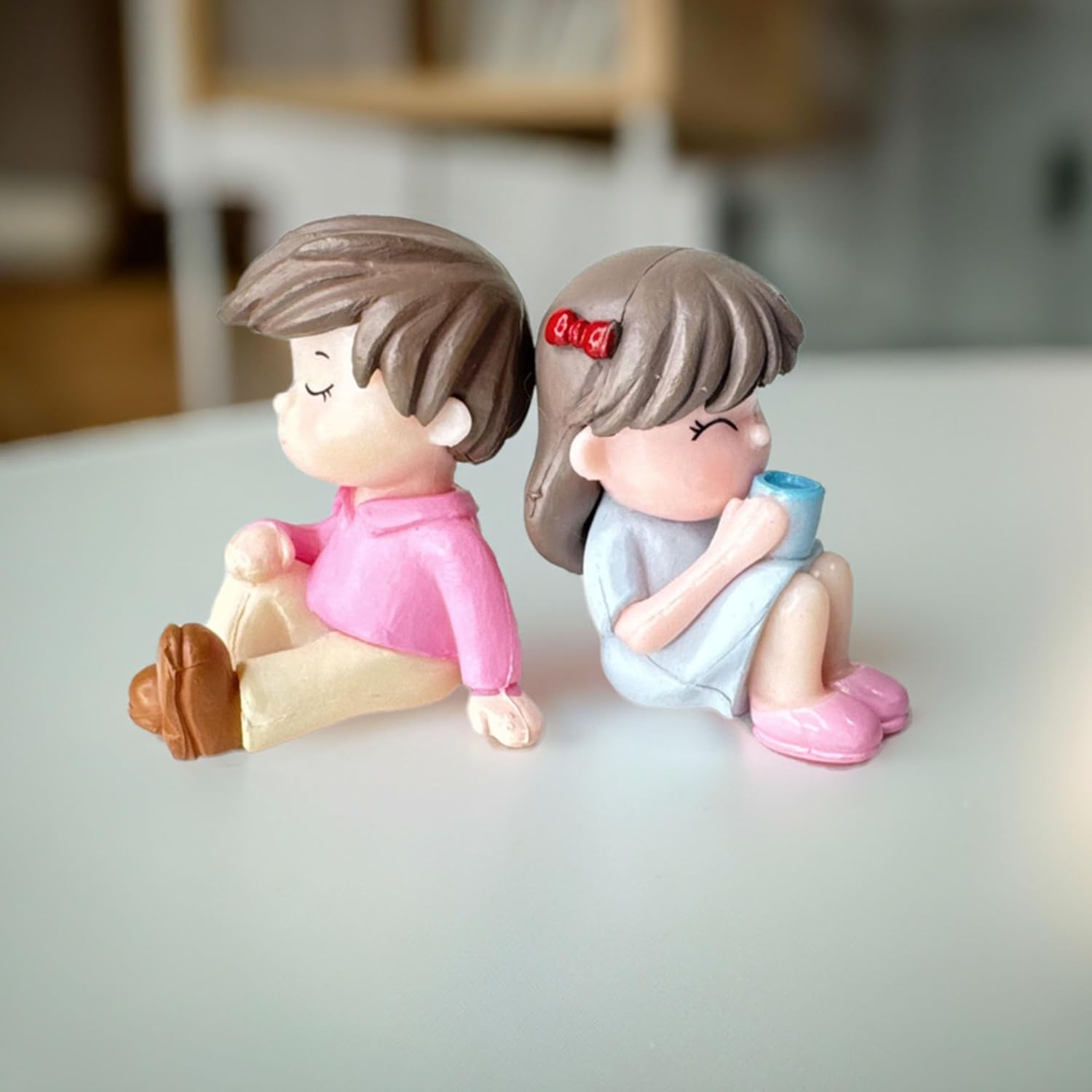 Standing & Coffee Couple Miniature combo