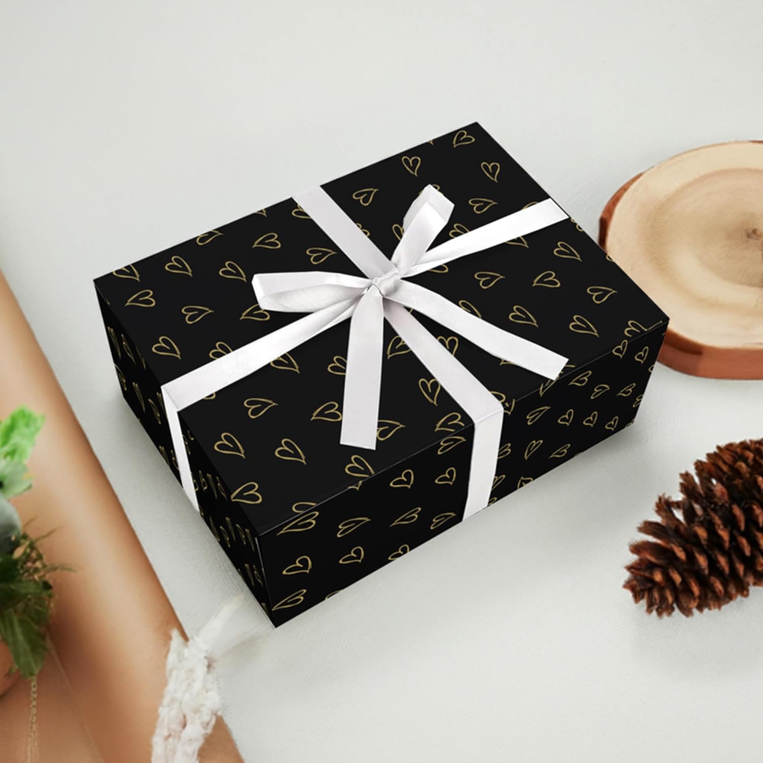 Heart Print Gift Wrapping Sheets- Black