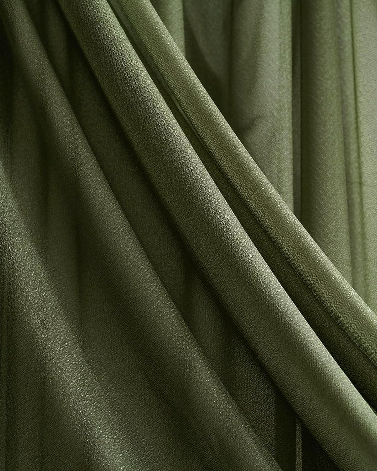 green curtain